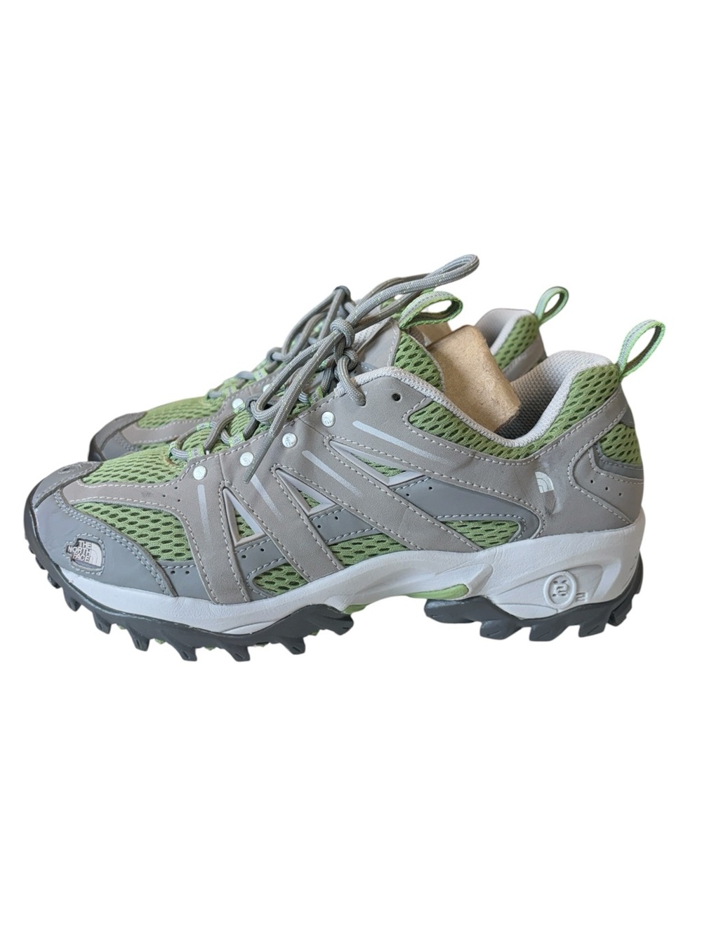 NWOT The North Face Womens Hiking Shoes Hedgehog 2 Green Gray Sz. 6.5